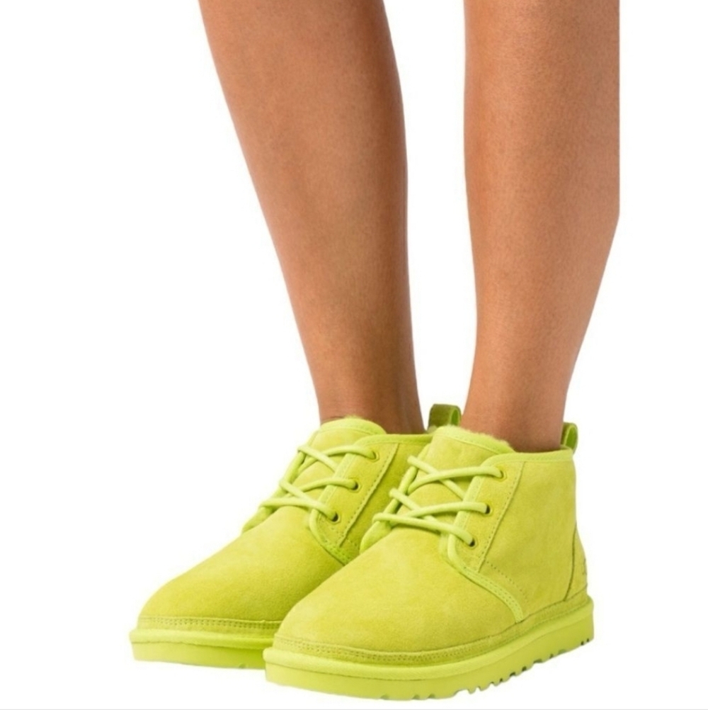 Ugg women's neumel boots